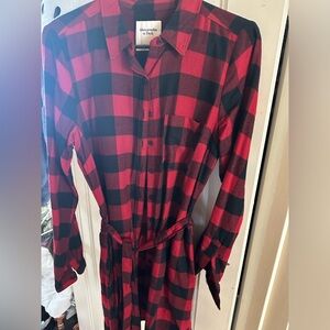 Abercrombie & Fitch Red flannel long sleeve dress never worn size medium M